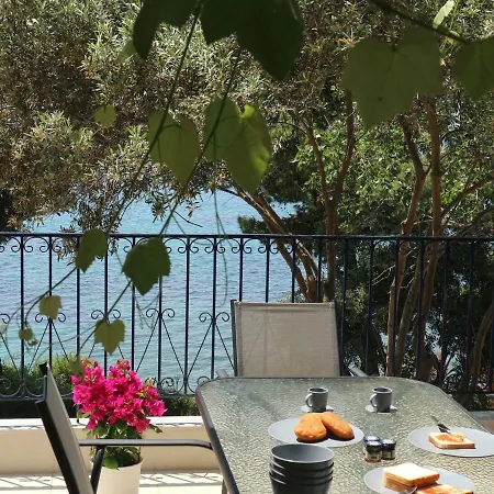 Seafront Loft In Akti *