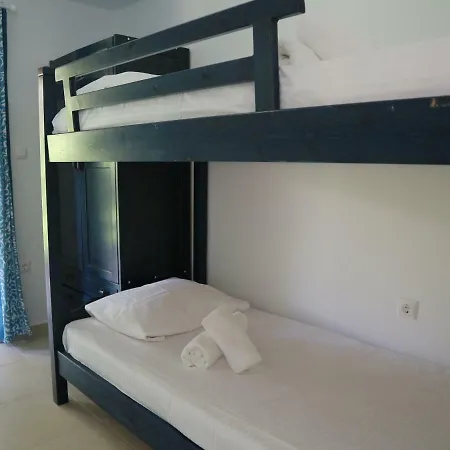 Seafront Loft In Akti Апартаменты