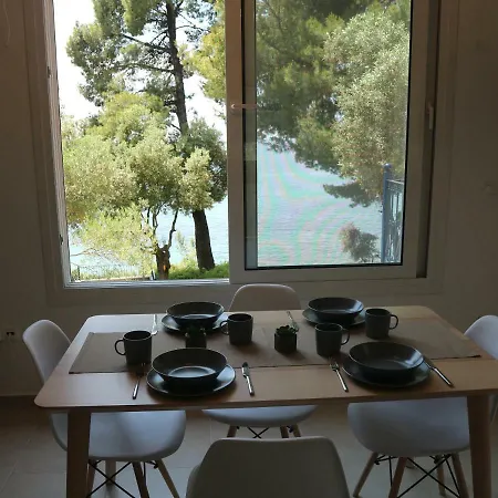 Seafront Loft In Akti Апартаменты Элия