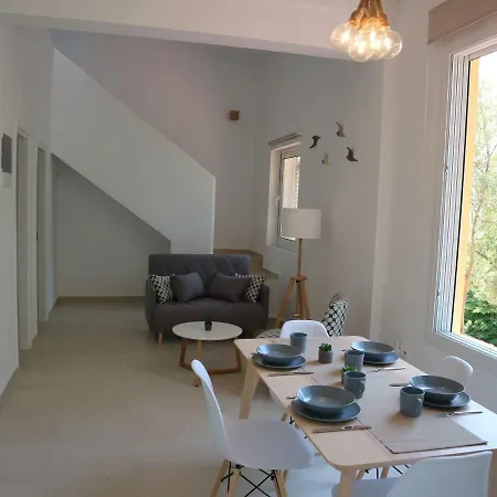Seafront Loft In Akti Апартаменты Элия