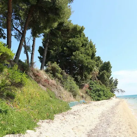 Seafront Loft In Akti *